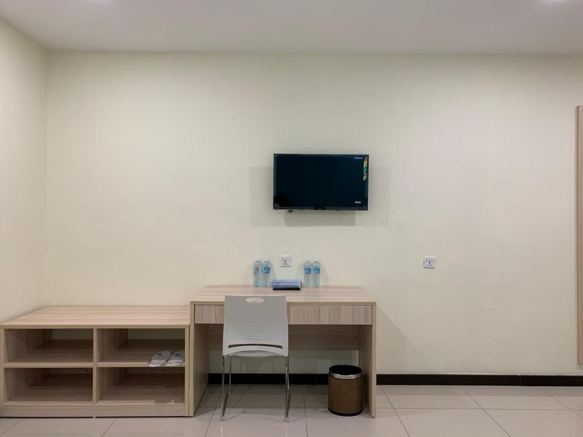 גואה מואסנג M Quality Hotel מראה חיצוני תמונה
