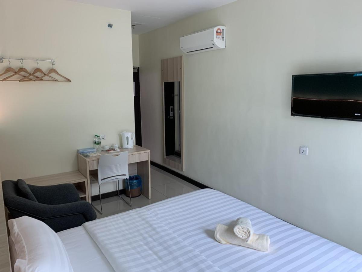 גואה מואסנג M Quality Hotel מראה חיצוני תמונה